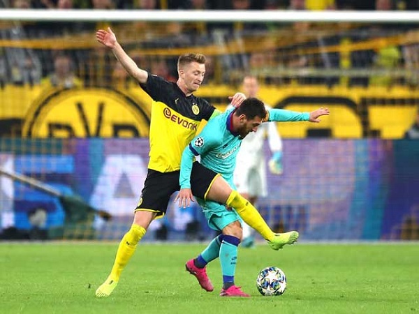 Dortmund - Barcelona: Messi vất vả