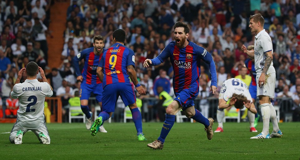 Messi lập cú đúp, Barca ngược dòng thắng nghẹt thở Real ngay tại Bernabeu