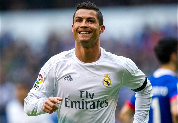 Tỏa sáng rực rỡ, Ronaldo vẫn khiêm tốn ngợi ca đồng đội