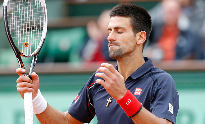Djokovic đâm xe, đuổi HLV: Rối tinh thần, đã chán tennis?