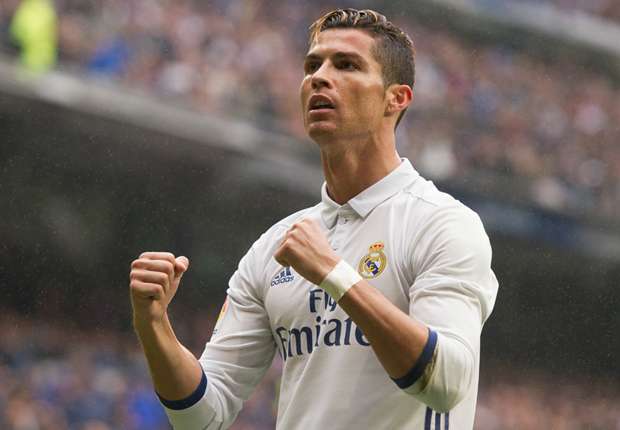 Tuổi 32, Ronaldo vĩ đại: Liều “doping” nào cho CR7?