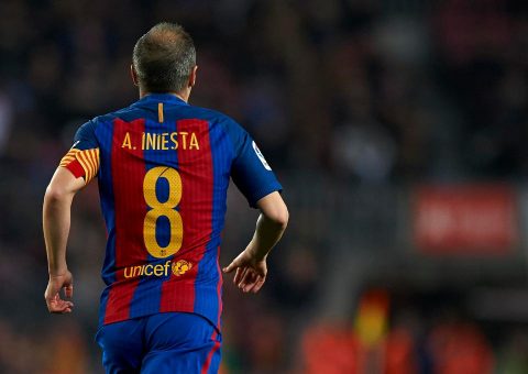 Iniesta chính thức lên tiếng về tin đồn ra đi