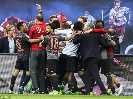 Ghi liền 3 bàn thắng ở ít phút cuối, Bayern lội ngược dòng điên rồ trước chủ nhà Leipzig