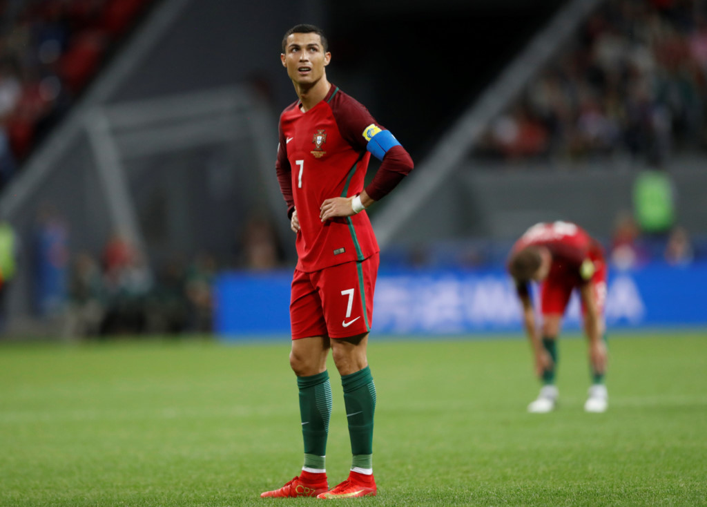CHÙM ẢNH: Ronaldo bất lực nhìn ĐT Chile vào Chung kết Confed Cup 2017