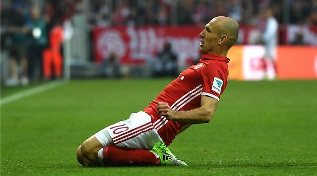 Robben bất ngờ tiết lộ thời điểm treo giày