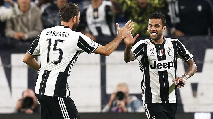 Juventus chấm dứt hợp đồng với hậu vệ ngôi sao