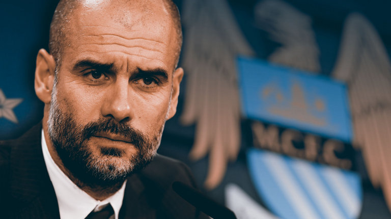 Trắng tay cuối mùa, sao Man City vẫn tâng bốc Pep Guardiola