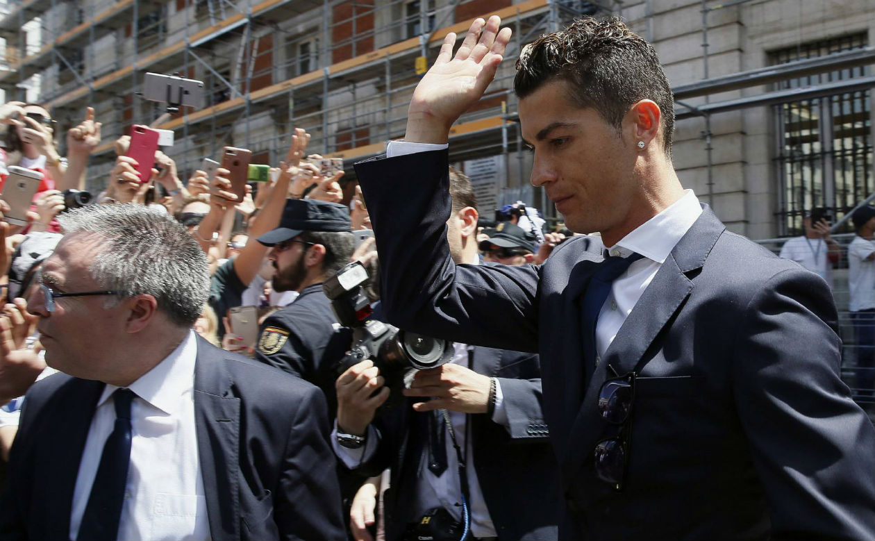 CHÍNH THỨC: Ấn định ngày Ronaldo phải ra hầu tòa vì cáo buộc trốn thuế
