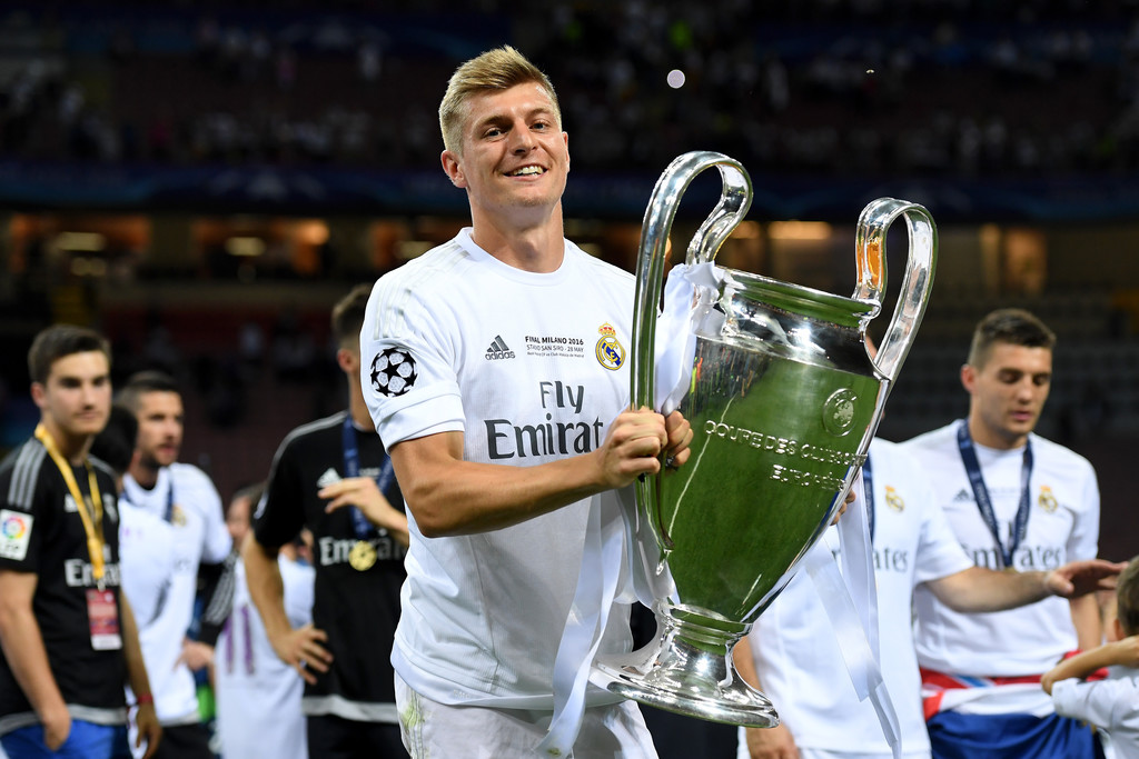 Choáng với “kỷ lục đá chung kết” siêu khủng của Toni Kroos