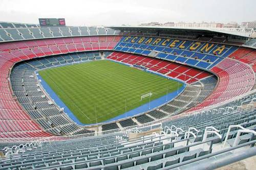 Barca cải tạo Nou Camp, đợi chờ Siêu kinh điển