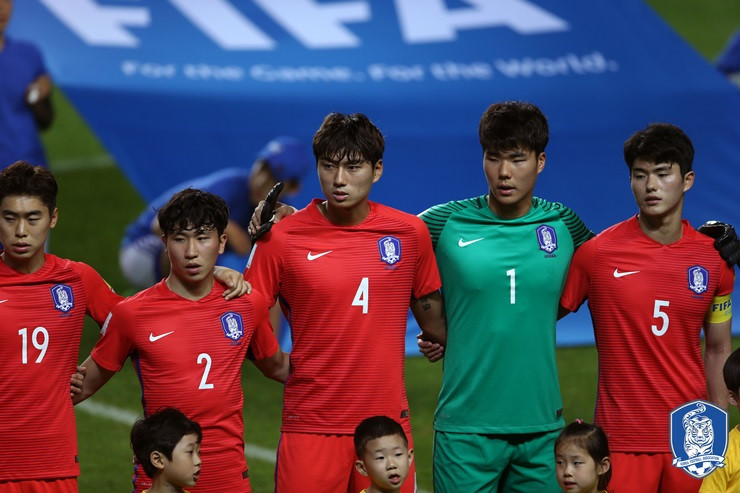 HLV U22 Hàn Quốc e dè trước Việt Nam tại vòng loại U23 châu Á