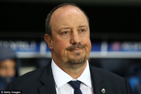 Chủ tịch thất hứa, Newcastle đối diện nguy cơ mất Rafa Benitez