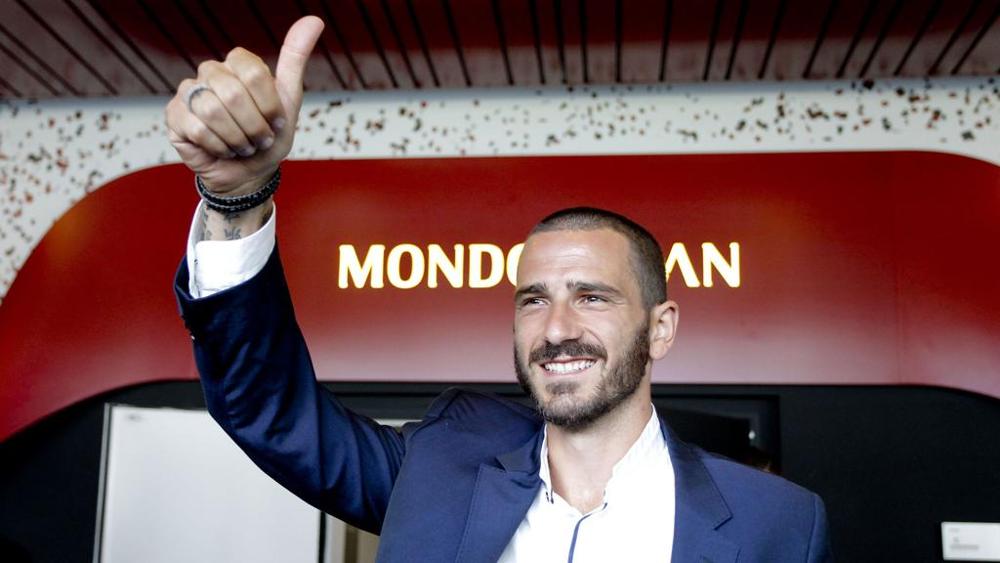 Top 10 thương vụ trên 30 tuổi đắt giá nhất thế giới: Bonucci dẫn đầu