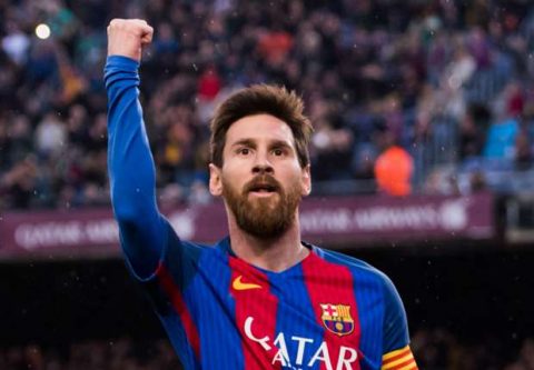 Sốc với điều khoản gia hạn hợp đồng của Messi với Barcelona