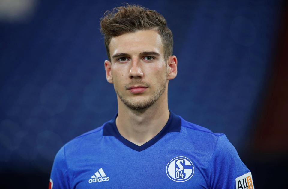 Từ chối Bayern, sao trẻ tuyển Đức sẽ ở lại Schalke vì…World Cup