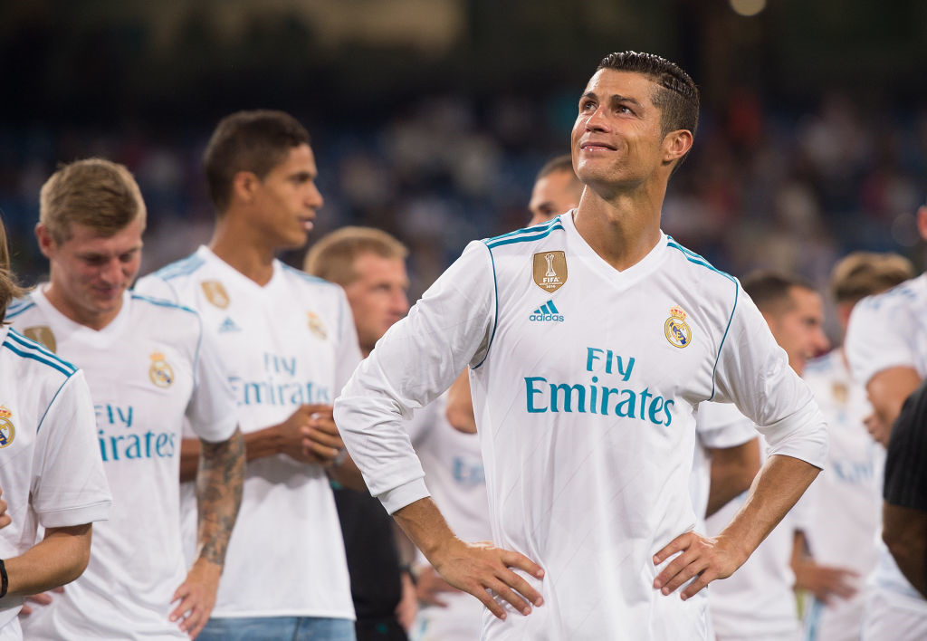 Tiếp tục “vòi vĩnh”, Ronaldo đòi hưởng lương hơn 40 triệu euro tại Real