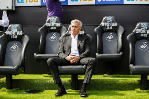 Jose Mourinho nói gì sau chiến thắng 4-0 thứ 2 liên tiếp ở Premier League?