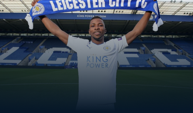 Tiền đạo ngôi sao của Man City CHÍNH THỨC gia nhập Leicester