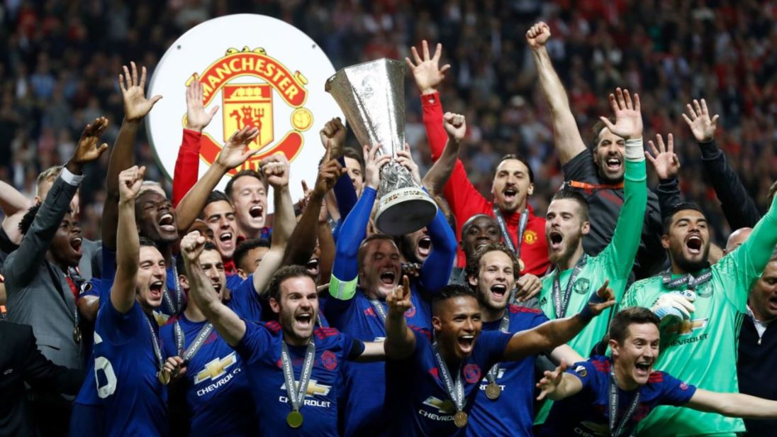 Man United đạt doanh thu kỉ lục mùa 2016-2017