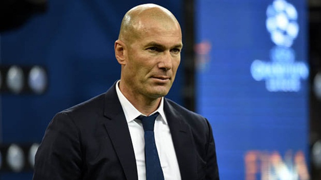 Thua trận trước Betis, Zidane lại đòi mua thêm cầu thủ