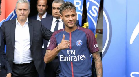Neymar công khai gọi chủ tịch Barcelona là “tên hề”