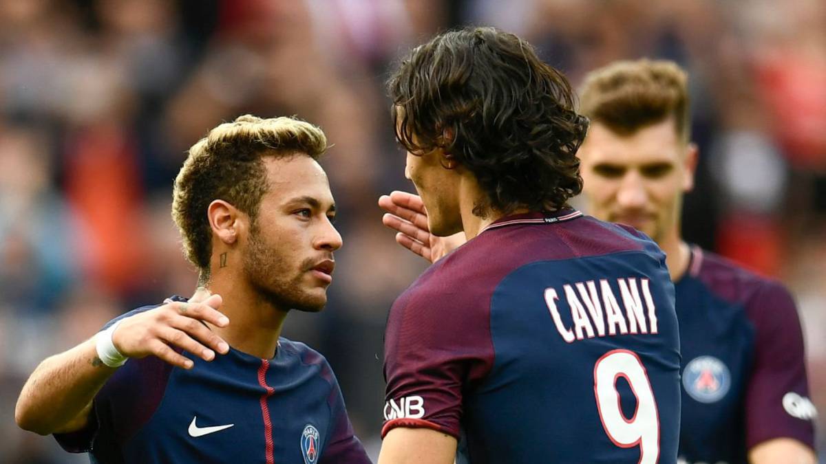 Cavani khẳng định đã làm lành với Neymar