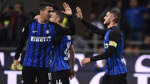 Icardi tỏa sáng, Inter tạm chiếm ngôi đầu bảng Serie A