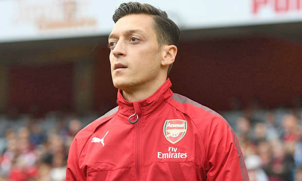 NÓNG: Arsenal sẽ bán Oezil ngay kỳ chuyển nhượng mùa Đông