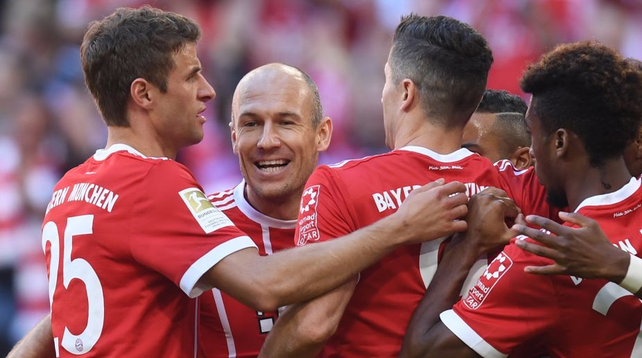 Sau vòng 8 Bundesliga: Bayern Munich trở lại, Dortmund lần đầu gục ngã