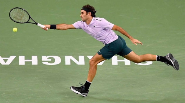 Federer khuất phục Schwartzman, giành vé đi tiếp ở Thượng Hải