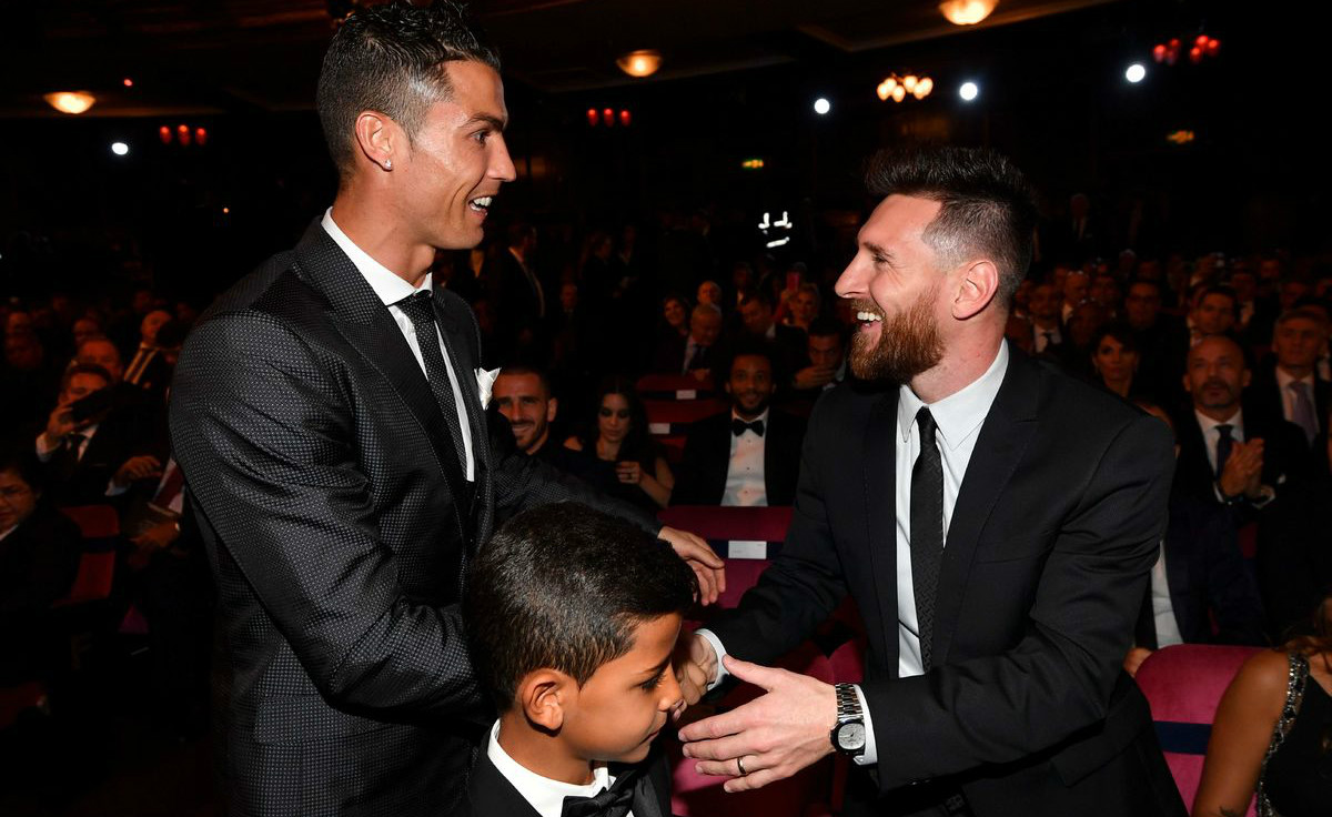 Tiết lộ cuộc đối thoại của Messi và Ronaldo đêm trao giải FIFA The Best