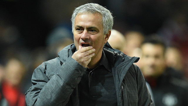 Jose Mourinho lo lắng vì tình hình chấn thương của MU