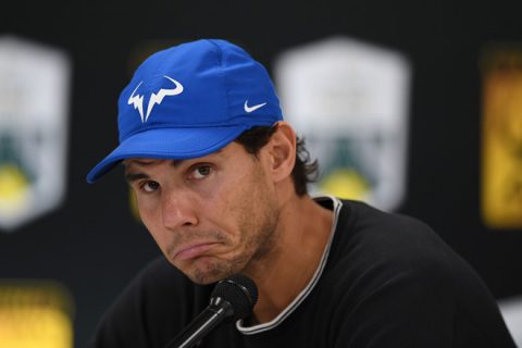 Dính chấn thương nặng, Nadal bỏ cuộc trước thềm tứ kết Paris Masters