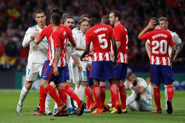 Ronaldo và Griezmann mờ nhạt, derby Madrid bất phân thắng bại
