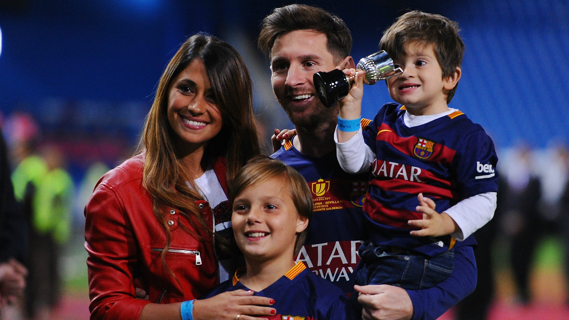 Messi có lần đầu trải lòng về gia đình, Ronaldo và socola