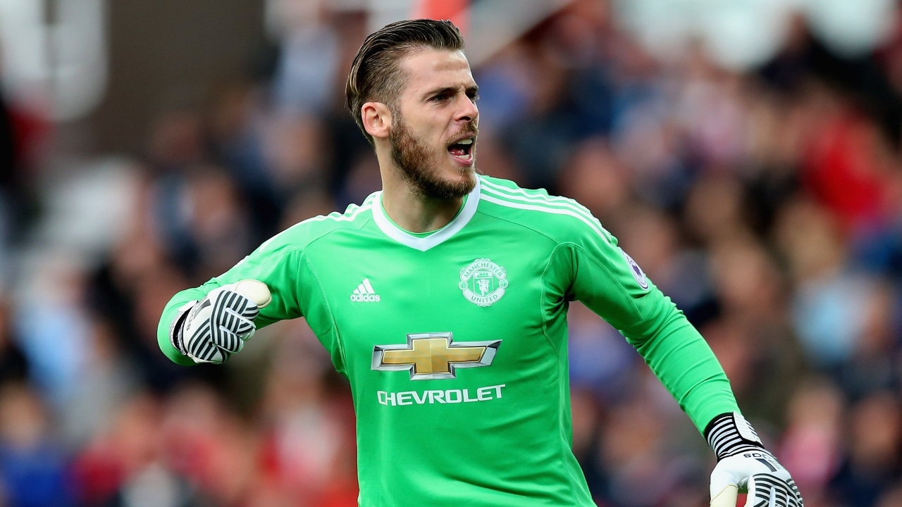 Liên tục tỏa sáng rực rỡ, nhưng De Gea đang “làm hại” …. Man United