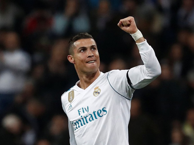 Ronaldo có thực sự muốn treo giày ở Real Madrid?