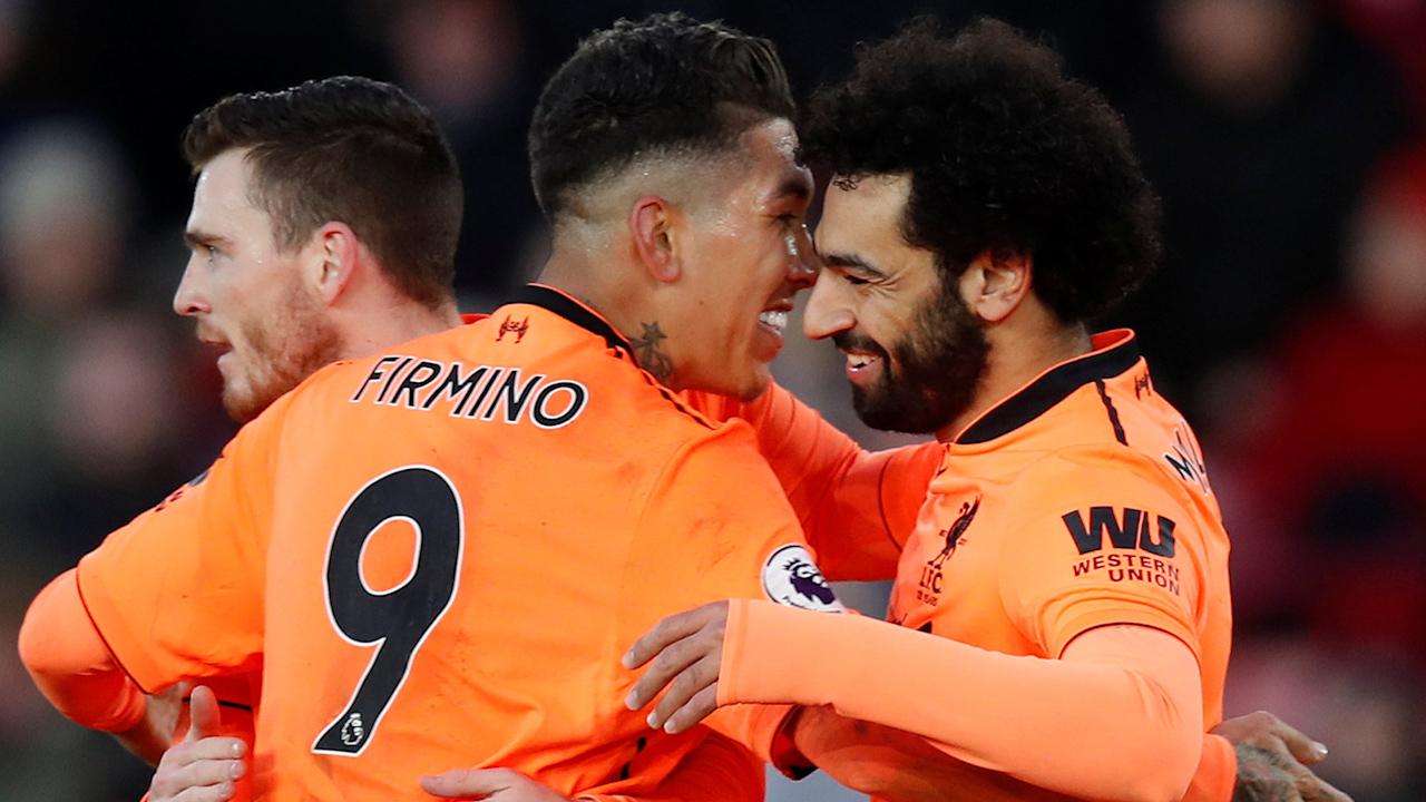 Salah và Firmino cùng tỏa sáng, Liverpool thắng dễ tại St Mary’s