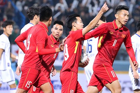 Tin bóng đá tối 16/2: BĐVN tiếp tục dẫn đầu Đông Nam Á, Liverpool mua thủ môn đắt giá nhất thế giới