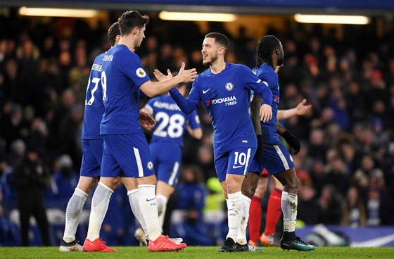 Giroud, Hazard tỏa sáng Chelsea – West Brom 3-0