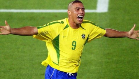 Đội hình xuất sắc nhất lịch sử các kỳ World Cup: Ronaldinho còn không có cửa!
