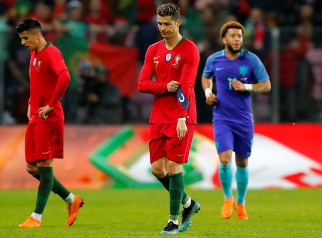 Cristiano Ronaldo ‘tịt ngòi,’ Bồ Đào Nha thảm bại trước Hà Lan
