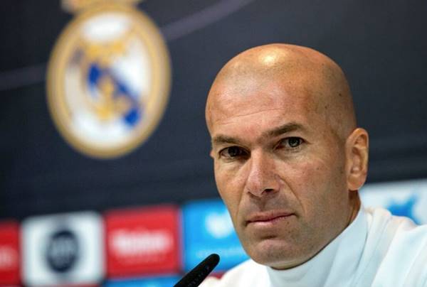 BĐ Châu Âu 23/5: HLV Zidane hé lộ tương lai sau mùa giải đáng quên cùng Real
