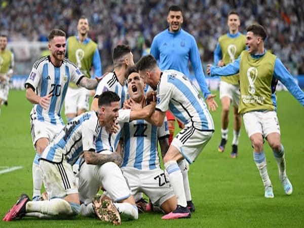 Argentina đang được sự ủng hộ của phần lớn người hâm mộ