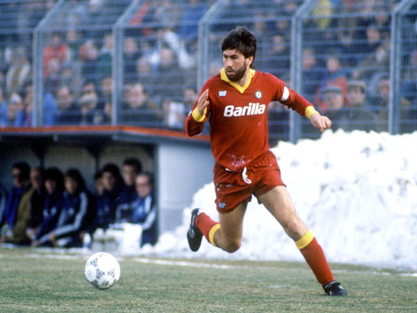 Carlo Ancelotti – Cầu thủ mang áo số 8 nổi tiếng