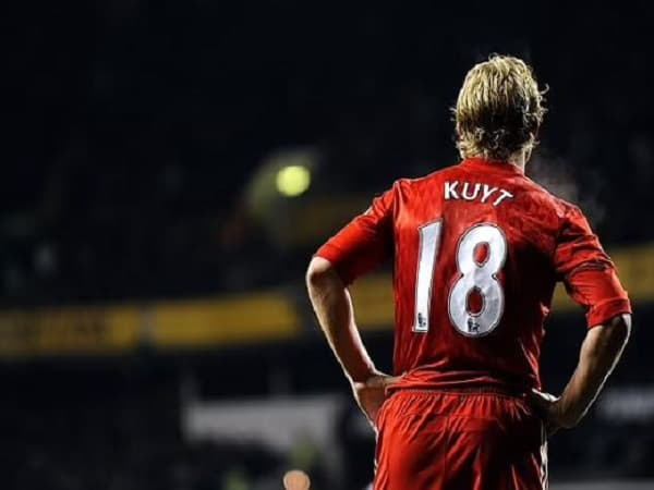 Dirk Kuyt là 1 trong những cầu thủ mang áo số 18 nổi bật