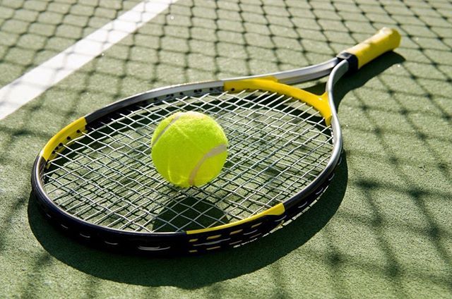 Hướng dẫn cách chọn vợt tennis phù hợp cho người chơi