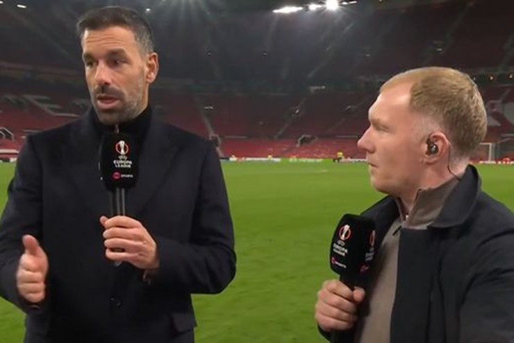 Tin bóng đá 08/11: Scholes khuyên Van Nistelrooy rời MU