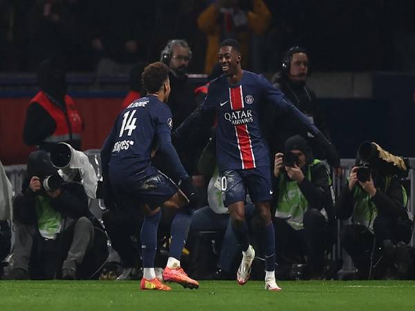 Bóng đá Pháp: PSG vững vàng trên ngôi đầu Ligue 1