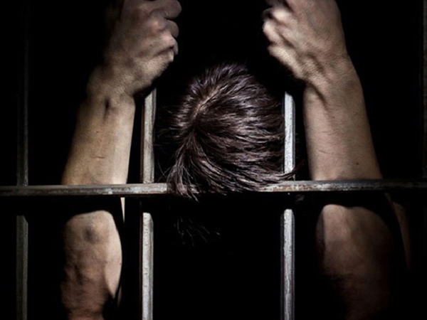 Nằm mơ thấy đi tù có điềm gì, con gì thay đổi cuộc đời?